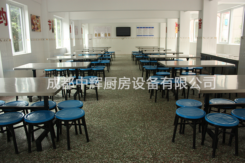 使用洗碗機有哪些優(yōu)點？