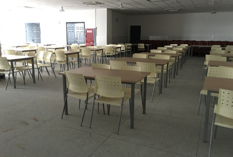 中小學(xué)教工餐廳場景